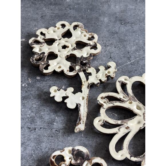 3 Homco Flower Wall Decor, Faux Wood/Wicker, 1978 Vtg Floral - Picture 6 of 9